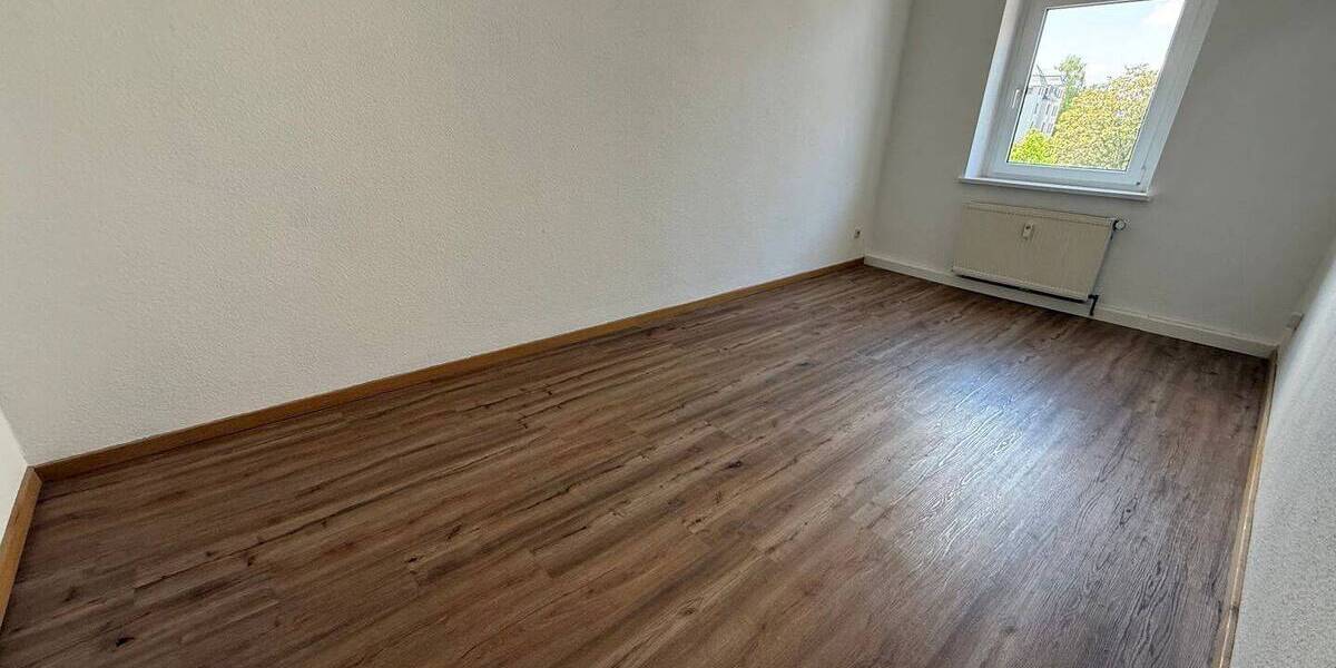 Etagenwohnung Chemnitz Lutherviertel - 5 Zimmer, 141 m&sup2;, 990&euro; | Angebot:26672704
