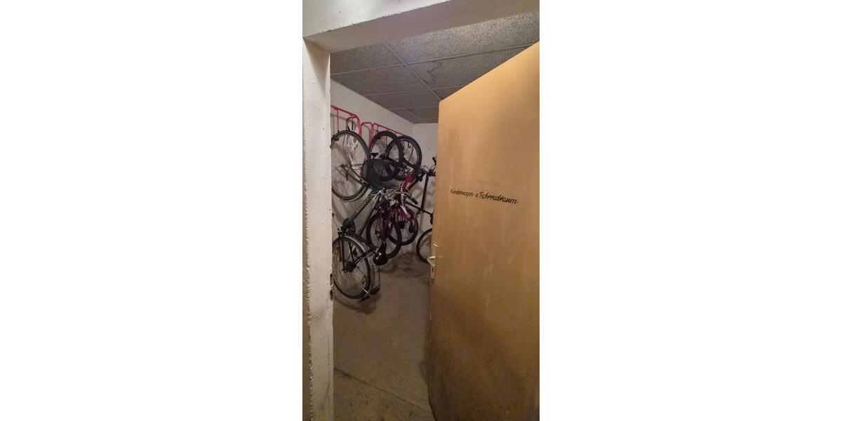 Etagenwohnung Chemnitz Kapellenberg - 1.5 Zimmer, 34 m&sup2;, 51.900&euro; | Angebot:27259005