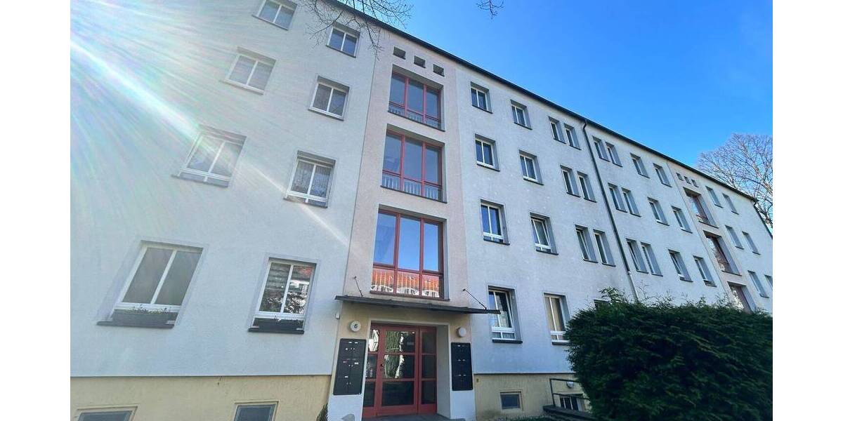 Etagenwohnung Chemnitz Lutherviertel - 2 Zimmer, 52 m&sup2;, 270&euro; | Angebot:26377636