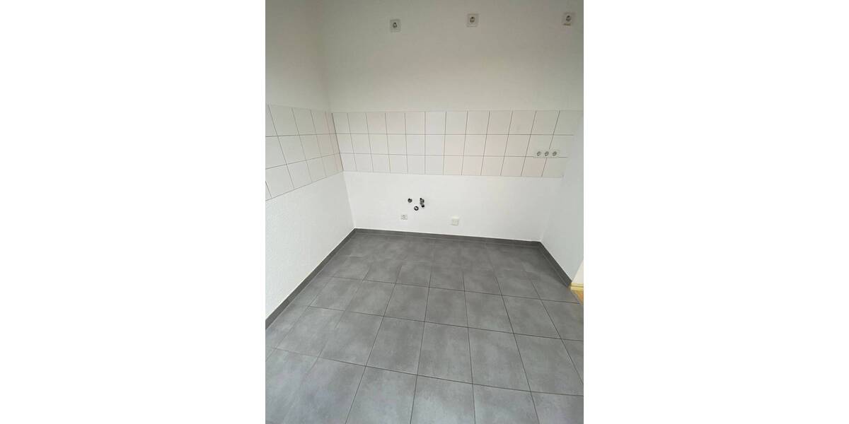 Etagenwohnung Chemnitz Lutherviertel - 3 Zimmer, 57 m&sup2;, 327&euro; | Angebot:26320318