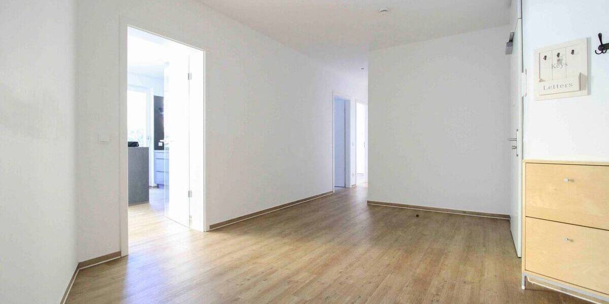 Etagenwohnung Chemnitz Hutholz - 4 Zimmer, 107 m&sup2;, 299.000&euro; | Angebot:26731185