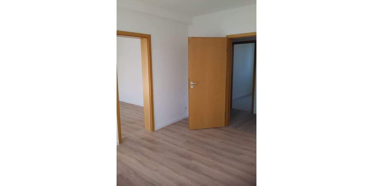 Etagenwohnung Chemnitz Gablenz - 2 Zimmer, 46 m&sup2;, 255&euro; | Angebot:26305854
