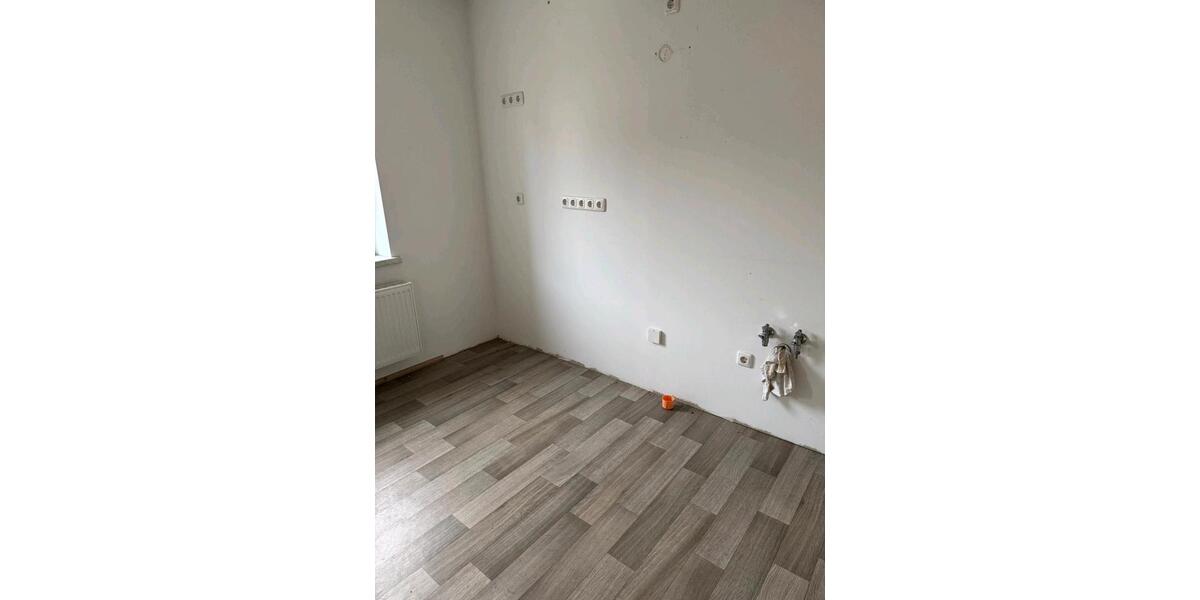 Einfamilienhaus Hainichen - 2 Zimmer, 110 m&sup2;, 95.000&euro; | Angebot:26748641