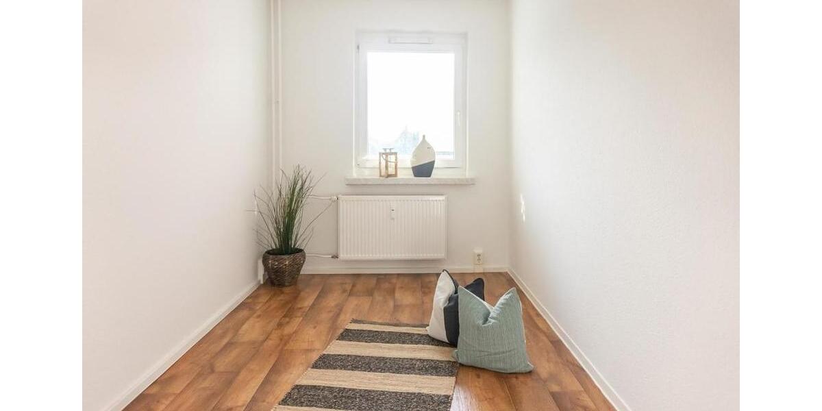 Etagenwohnung Chemnitz Kapellenberg - 4 Zimmer, 90 m&sup2;, 640&euro; | Angebot:24494573