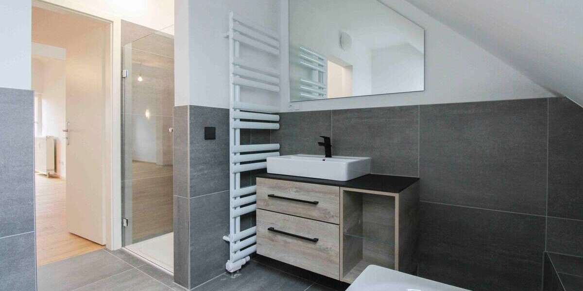 Etagenwohnung Chemnitz Grüna - 2.5 Zimmer, 86 m&sup2;, 149.900&euro; | Angebot:27192429