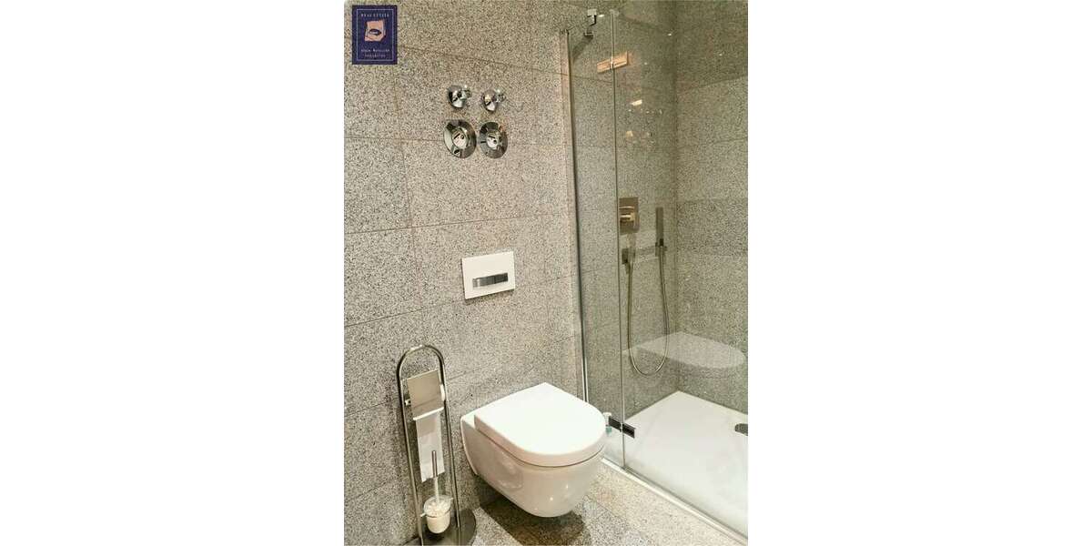 Penthousewohnung mit großer Dachterrasse am Opernplatz 4 zimmer