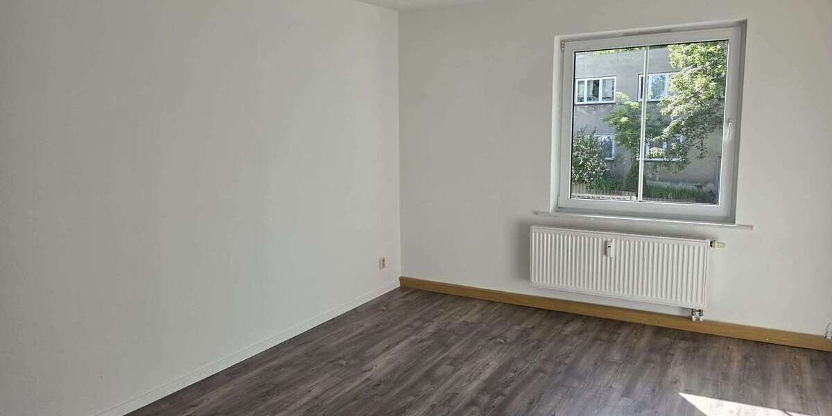 Etagenwohnung Chemnitz Ebersdorf - 2 Zimmer, 53 m&sup2;, 325&euro; | Angebot:26914882