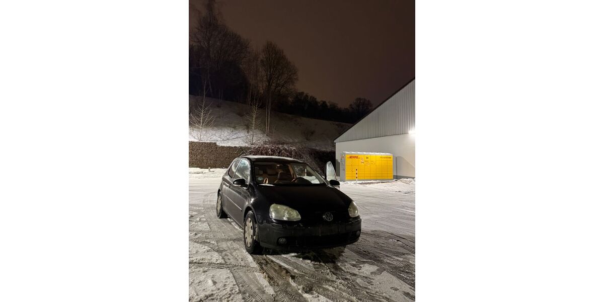 VW Golf 176.000 km 1.500 &euro; Neukirchen 09221