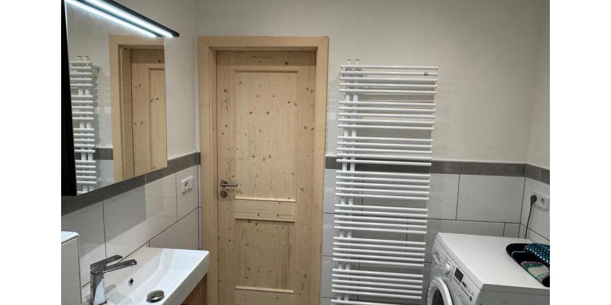 Hochparterre Chemnitz Helbersdorf - 4 Zimmer, 92 m&sup2;, 145.000&euro; | Angebot:26302745