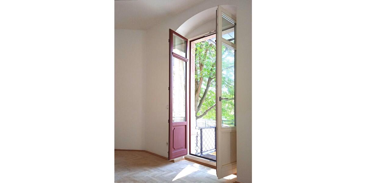 helle Wohnung in Gründerzeithaus 2 zimmer