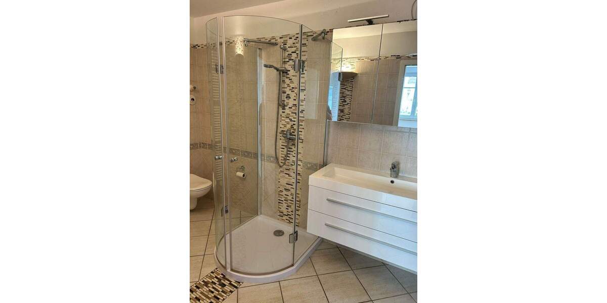 Etagenwohnung Augustusburg - 5 Zimmer, 137 m&sup2;, 825&euro; | Angebot:26037489