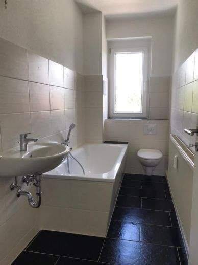 Etagenwohnung Glauchau Reinholdshain - 5 Zimmer, 105 m&sup2;, 640&euro; | Angebot:26834331