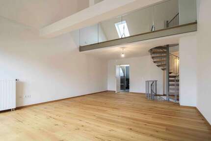 Wohnung Chemnitz Grüna - 2.5 Zimmer, 86 m&sup2;, 155.000&euro; | Angebot:25266188