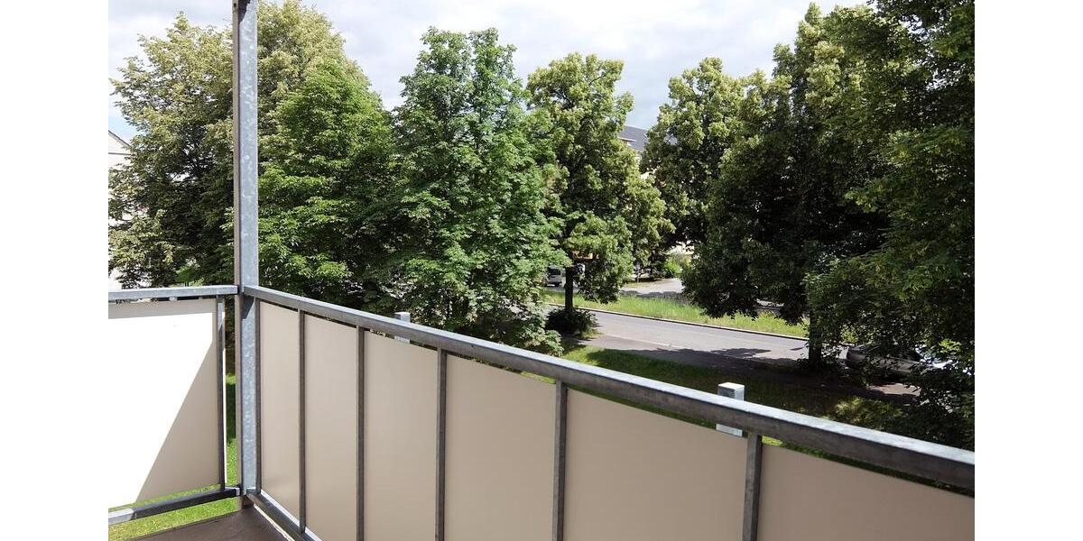 Etagenwohnung Chemnitz Adelsberg - 3 Zimmer, 61 m&sup2;, 300&euro; | Angebot:26263463