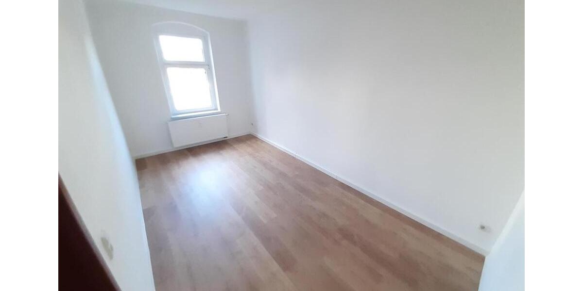 Etagenwohnung Chemnitz Ebersdorf - 3 Zimmer, 88 m&sup2;, 308&euro; | Angebot:25181803