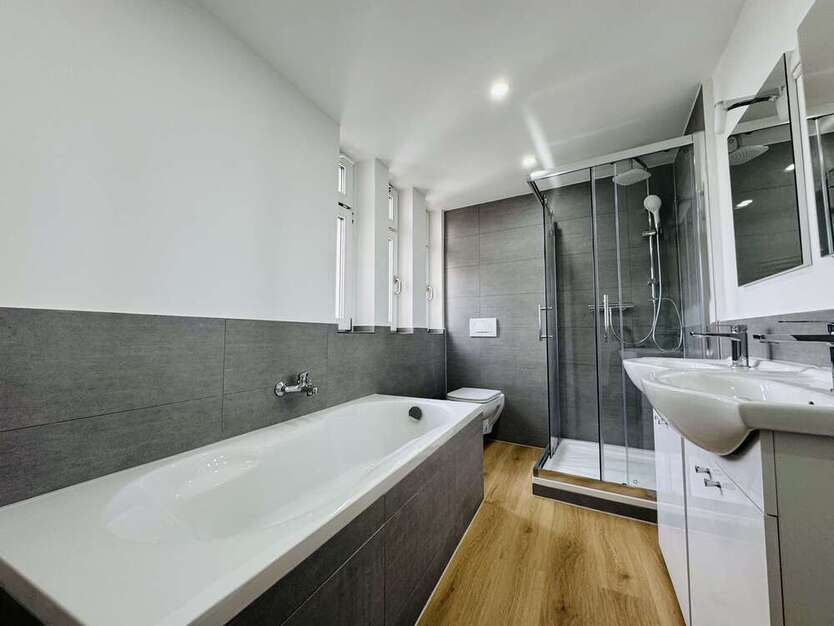 Wohnung zum Mieten in Chemnitz 870 € 124.45 m²