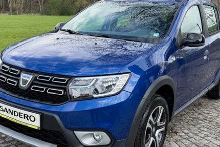 Dacia Sandero 10.945 km 12.690 &euro; Gersdorf 09355