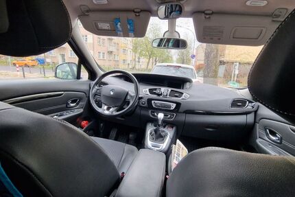 Renault Scenic 180.000 km 5.299 &euro; Chemnitz 09131