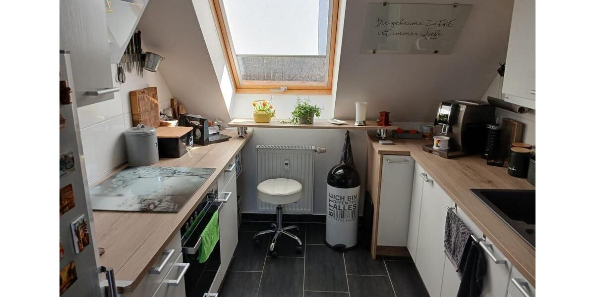 Dachgeschoßwohnung Chemnitz Ebersdorf - 2 Zimmer, 69 m&sup2;, 90.000&euro; | Angebot:25723901