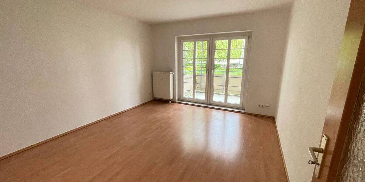 Etagenwohnung Chemnitz Lutherviertel - 2 Zimmer, 43 m&sup2;, 280&euro; | Angebot:26528703