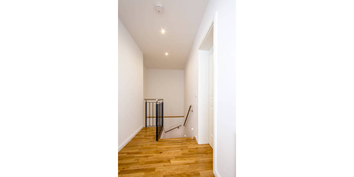 Etagenwohnung Rochlitz - 5 Zimmer, 110 m&sup2;, 980&euro; | Angebot:26712712