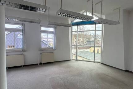 Hier ist Platz für Ihr Gewerbe zimmer