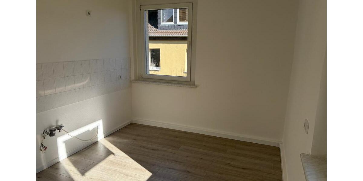 Etagenwohnung Chemnitz Markersdorf - 2 Zimmer, 45 m&sup2;, 245&euro; | Angebot:25428645