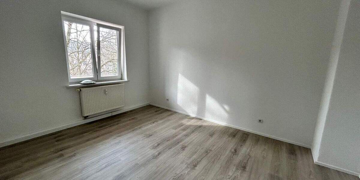 Etagenwohnung Chemnitz Kaßberg - 2 Zimmer, 60 m&sup2;, 350&euro; | Angebot:26157402