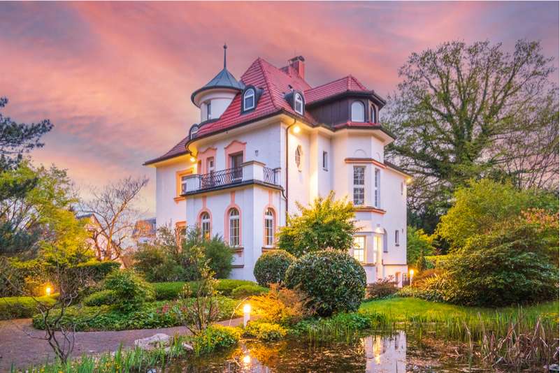 Haus zum Kaufen in Chemnitz 799.000 € 326 m²