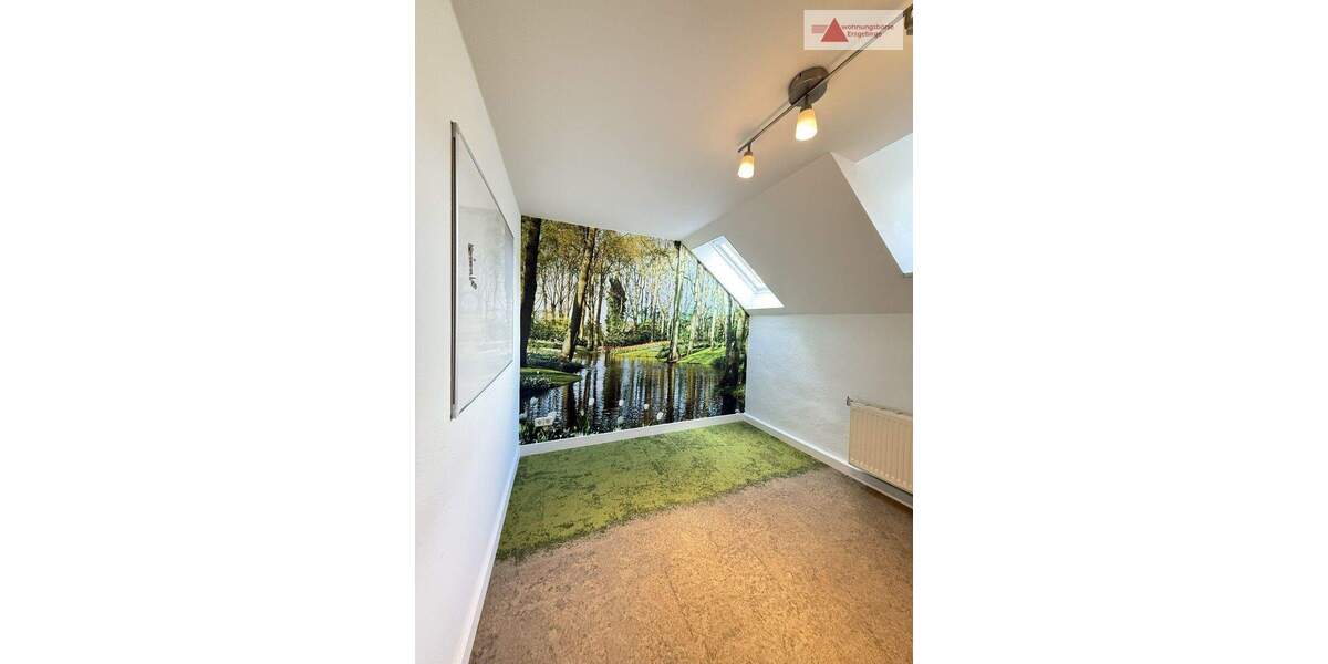 Mehrfamilienhaus, Wohnhaus Lichtenstein/Sachsen Lichtenstein - 8 Zimmer, 286 m&sup2;, 249.000&euro; | Angebot:25776708