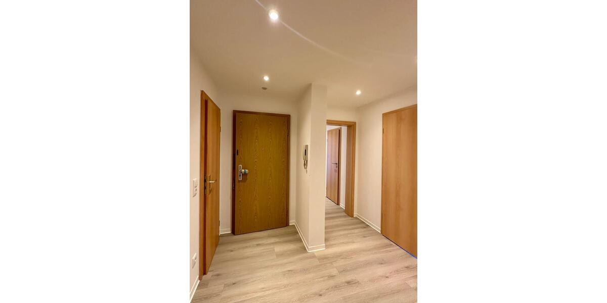 Etagenwohnung Chemnitz Helbersdorf - 4 Zimmer, 91 m&sup2;, 850&euro; | Angebot:25384416