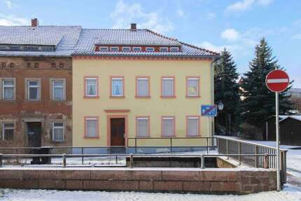 Haus zum Kaufen in Hainichen 69.000 € 207.58 m² 8 zimmer