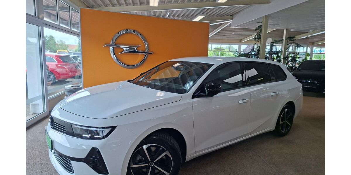 Opel Astra 4.000 km 21.990 &euro; Altmittweida 09648