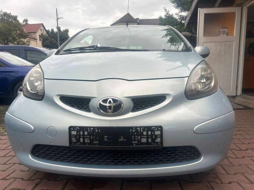 Aygo (X)