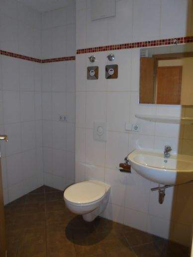 Etagenwohnung Chemnitz Lutherviertel - 2 Zimmer, 49 m&sup2;, 285&euro; | Angebot:25696317