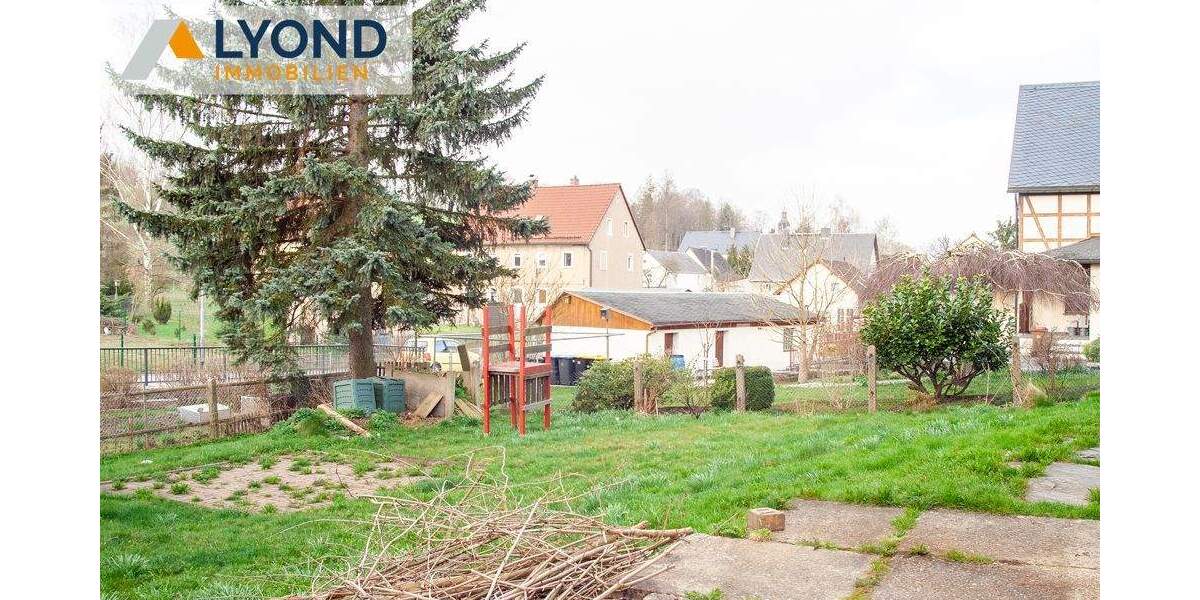 Mehrfamilienhaus, Wohnhaus Grünhainichen Borstendorf - 9 Zimmer, 250 m&sup2;, 250.000&euro; | Angebot:25732335