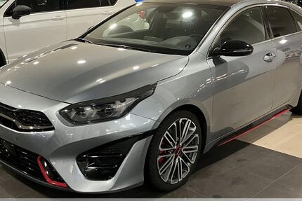 Kia pro ceed / ProCeed 17.390 km 29.999 &euro; Chemnitz - Mittelbach 09224