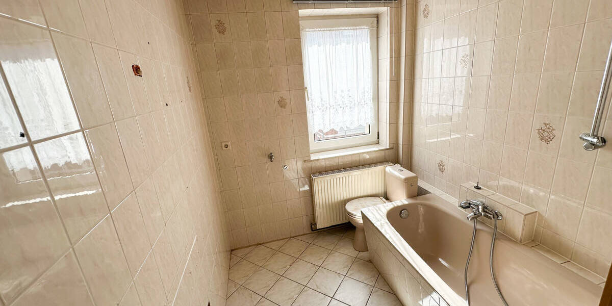 Einfamilienhaus Lößnitz - 1 Zimmer, 105 m&sup2;, 69.000&euro; | Angebot:25688301