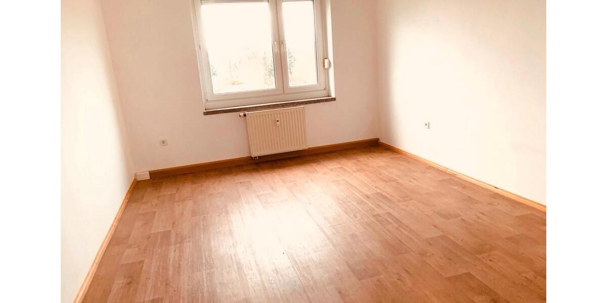 Etagenwohnung Rochlitz - 3 Zimmer, 60 m&sup2;, 28.000&euro; | Angebot:27083990