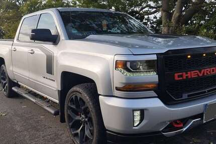 Chevrolet Silverado 182.000 km 34.995 &euro; Geyer 09468