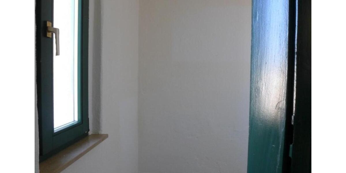 Dachgeschoßwohnung Chemnitz Bernsdorf - 3 Zimmer, 67 m&sup2;, 69.000&euro; | Angebot:25218828