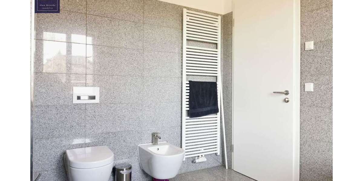 Penthousewohnung mit großer Dachterrasse am Opernplatz 4 zimmer