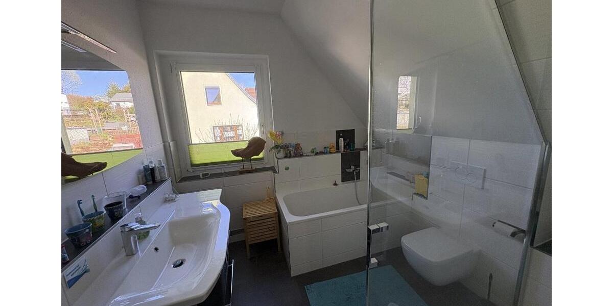 Einfamilienhaus Hohenstein-Ernstthal Ernstthal - 8 Zimmer, 120 m&sup2;, 420.000&euro; | Angebot:27132700