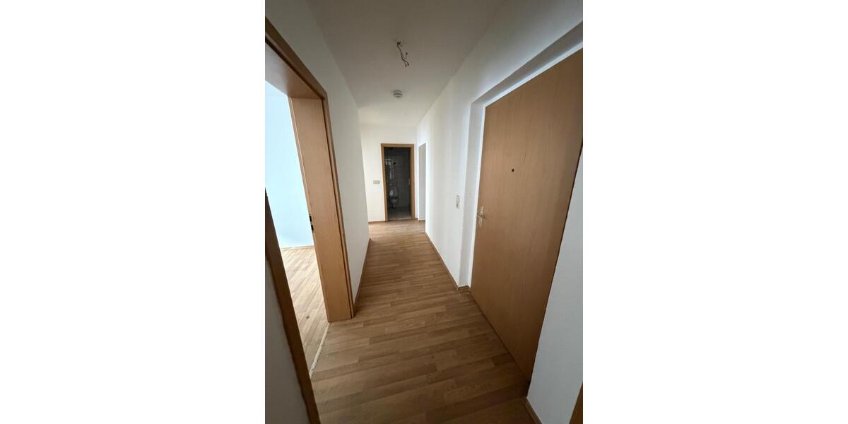 Etagenwohnung Chemnitz Hilbersdorf - 5 Zimmer, 100 m&sup2;, 650&euro; | Angebot:25803448