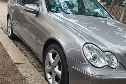 Mercedes-Benz C 200 167.000 km 2.900 &euro; Glauchau 08371