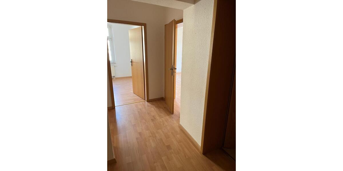 Etagenwohnung Chemnitz Ebersdorf - 3 Zimmer, 79 m&sup2;, 427&euro; | Angebot:26661305
