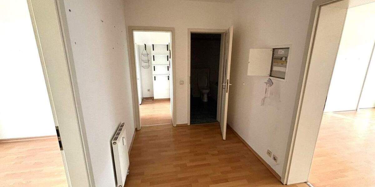 Etagenwohnung Chemnitz Kaßberg - 3 Zimmer, 66 m&sup2;, 85.000&euro; | Angebot:25820394