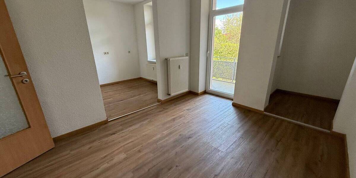 Etagenwohnung Chemnitz Lutherviertel - 5 Zimmer, 141 m&sup2;, 990&euro; | Angebot:26672704