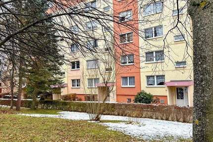 3-Raum-Eigentumswohnung mit Balkon & Garage: ruhige Lage von Annaberg-Buchholz, Barbara-Uthmann-Ring 3 zimmer