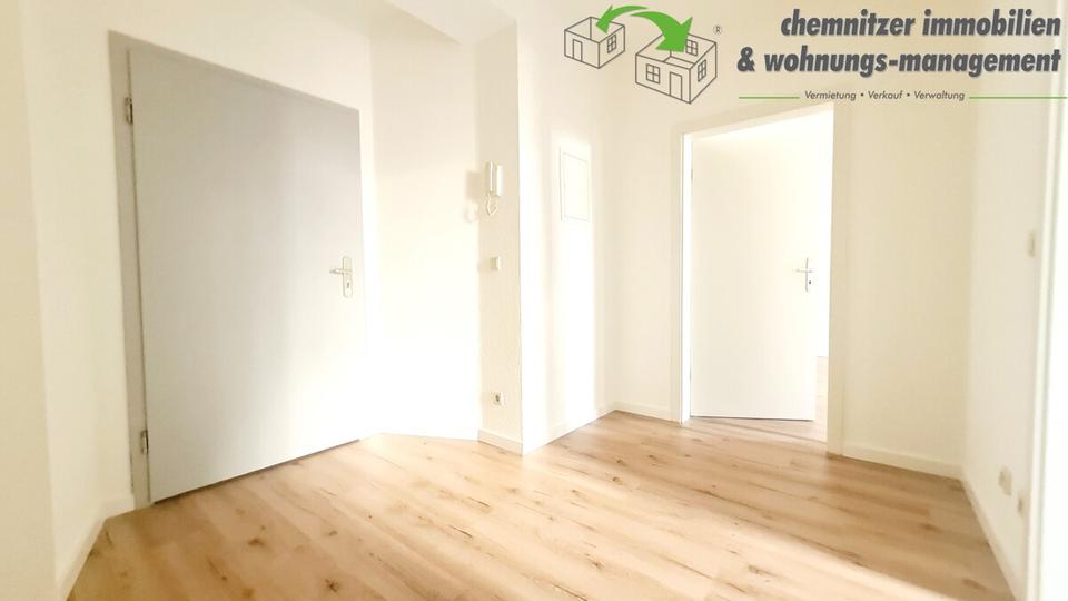 Preiswerte, frisch renovierte 1-Raum-Wohnung mit Tageslichtbad & Abstellraum 1 zimmer